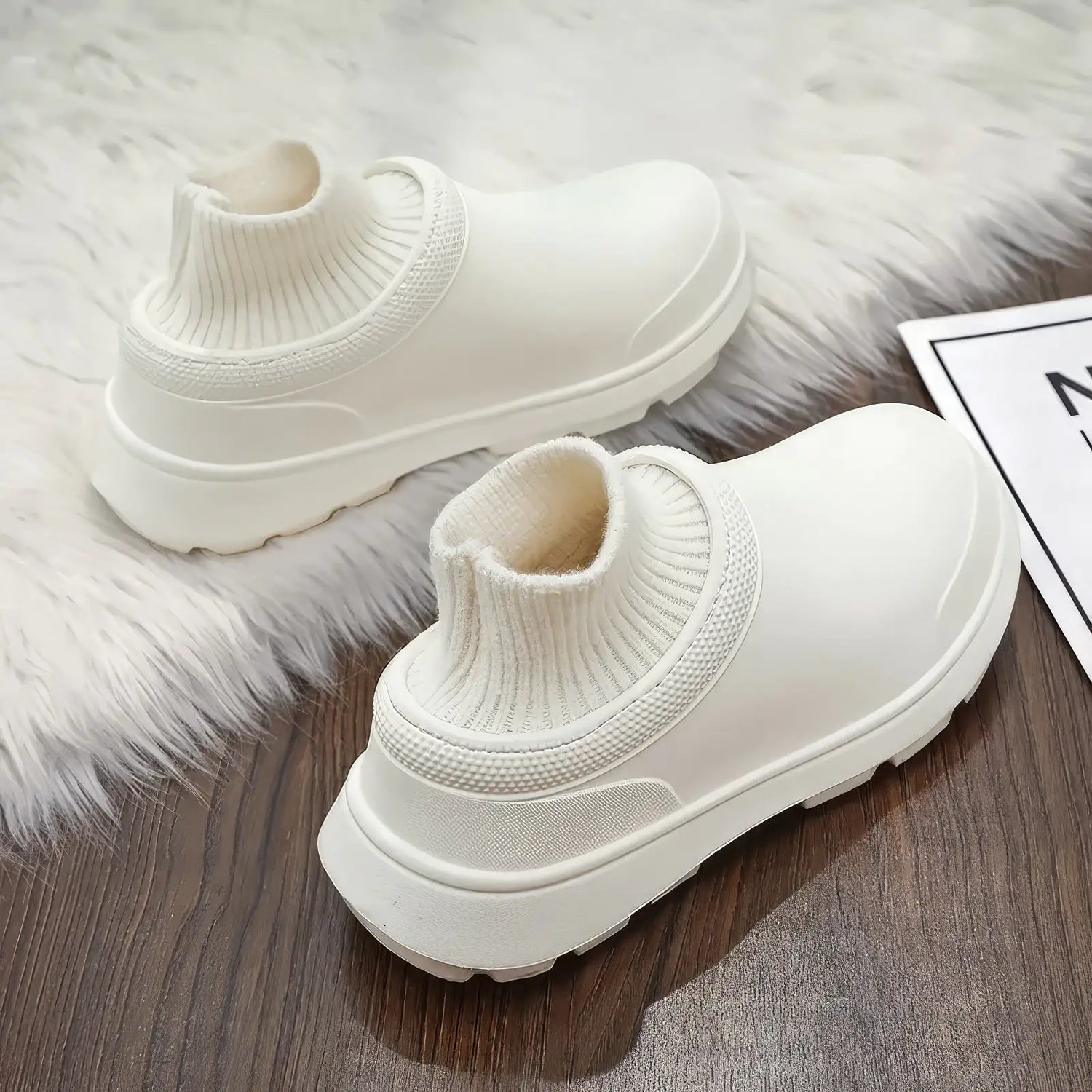 Chic&Bloom™ Cozy Clogs